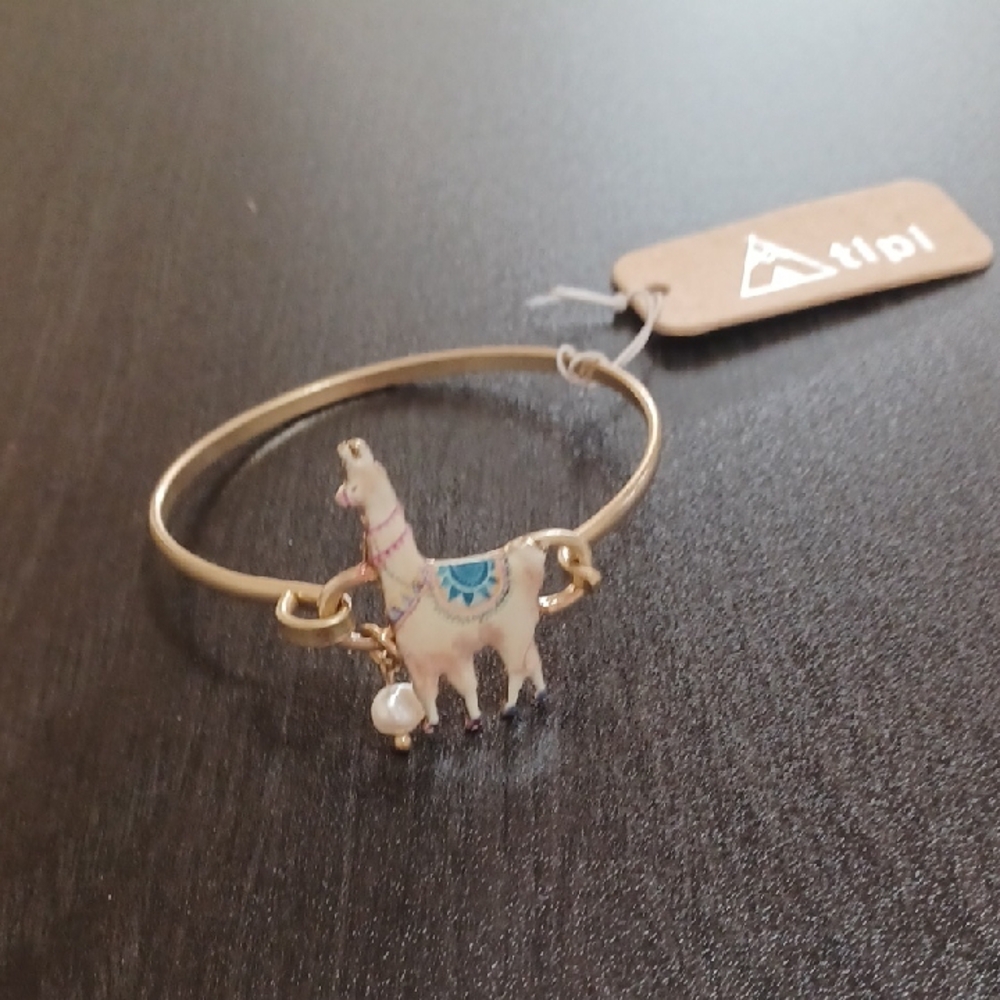 Charming Gold Llama Bracelet for Kids